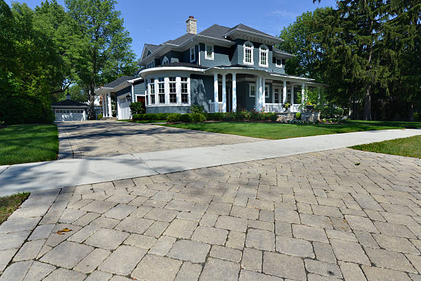 Best Local Driveway Pavers  in Buhler, KS